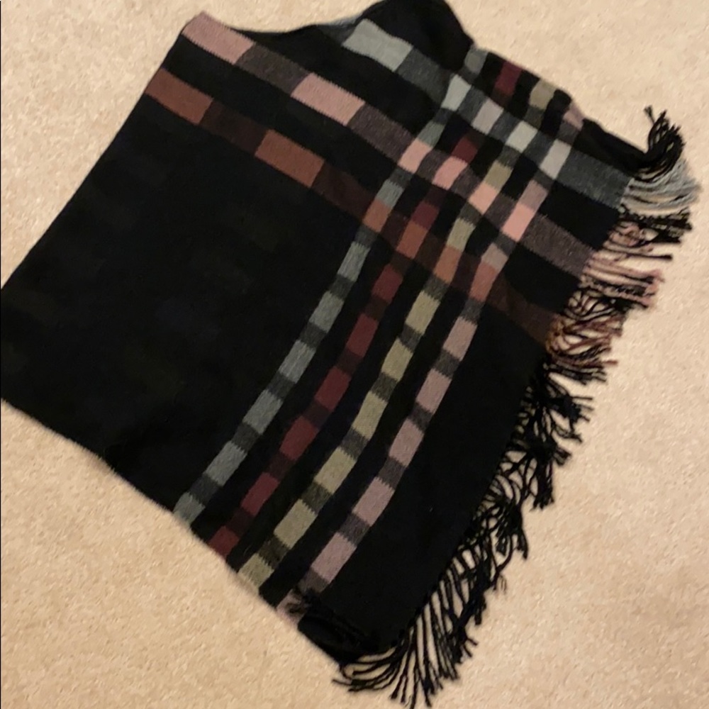 Women’s cape